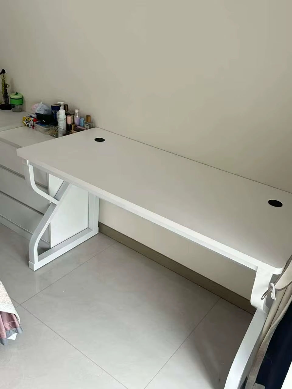 Computer Desk Furniture for Home Office Gaming Desk Workstation Study Desk with Multiple Size Options Modern Home Furniture